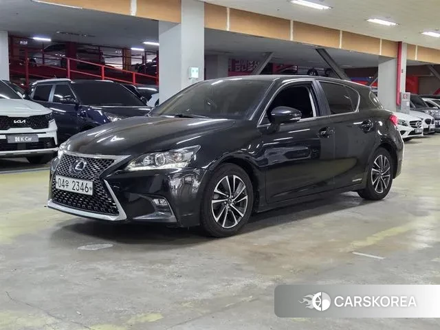 Lexus CT200h 2018 Черный из Кореи