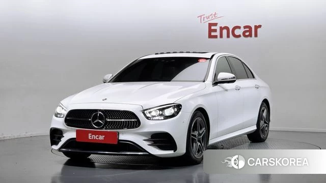 Mercedes-Benz E-Class W213 2023 Белый из Кореи