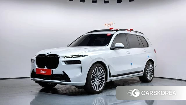 BMW X7 (G07) 2023 Белый из Кореи