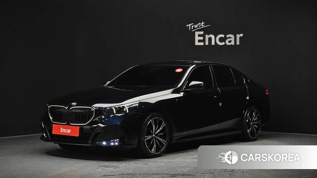 BMW 5 Series (G60) 2024 Черный из Кореи