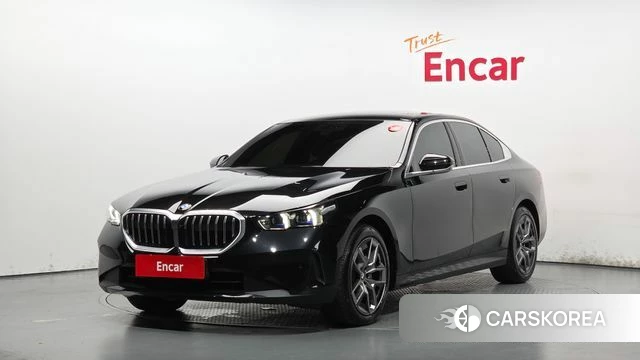 BMW 5 Series (G60) 2025 Черный из Кореи