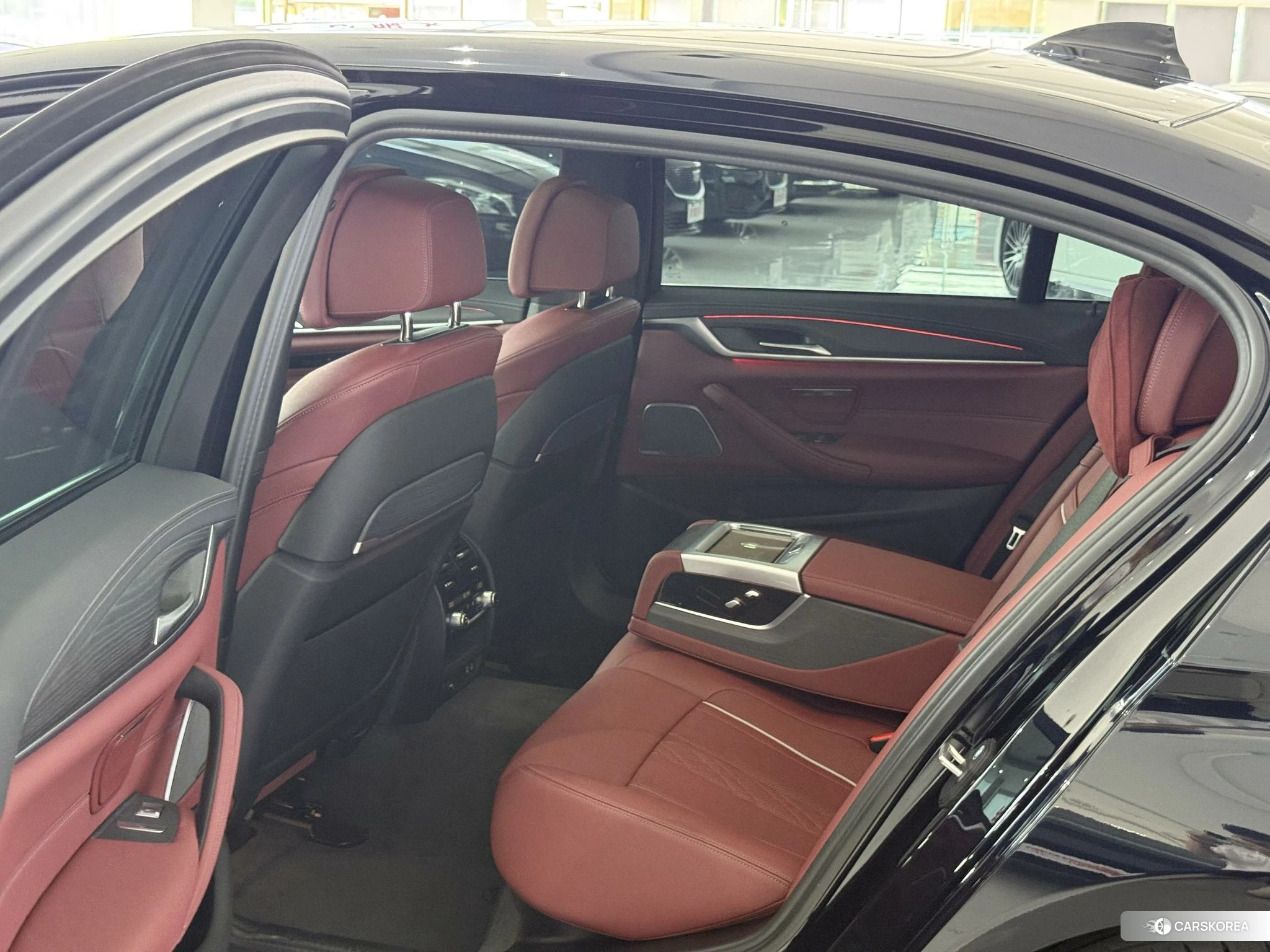 BMW 5 series 2021 Черный из Китая