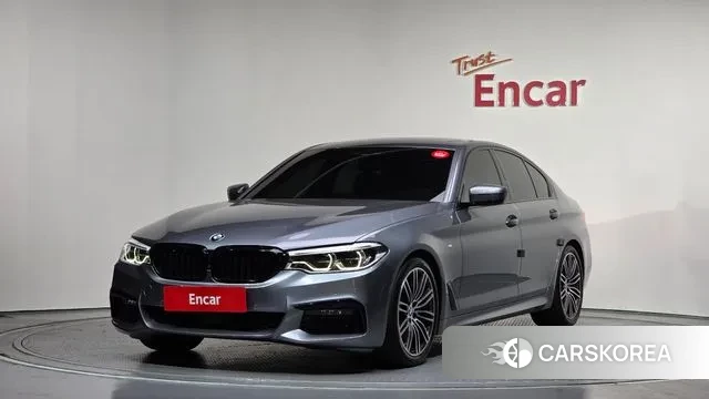 BMW 5 Series (G30) 2020 Серебристо-серый из Кореи