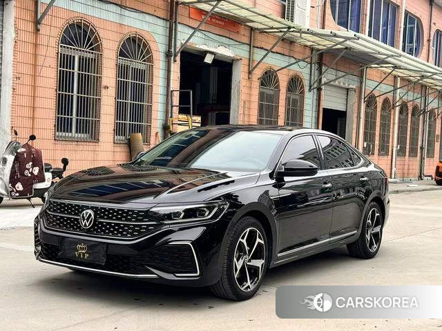 Volkswagen Passat 2023 Черный из Китая