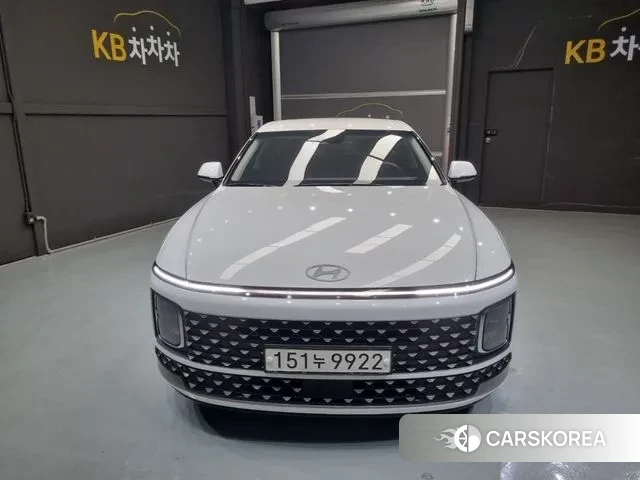 Hyundai Grandeur (GN7) 2023 Белый из Кореи