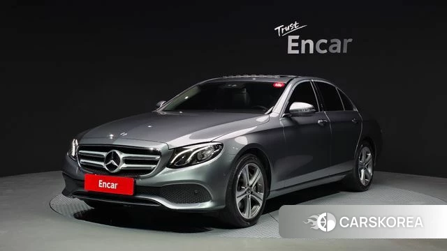 Mercedes-Benz E-Class W213 2019 Серый из Кореи