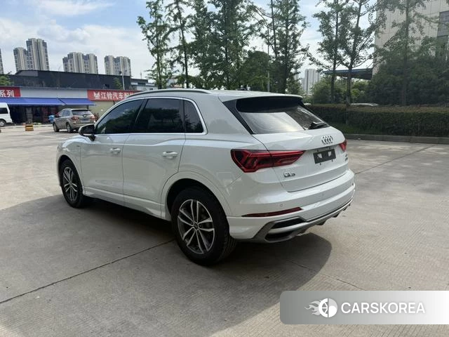 Audi Q3 2023 Белый из Китая