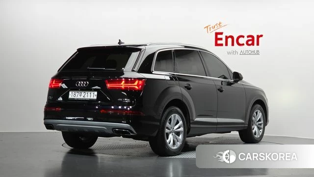 Audi Q7 (4M) 2019 Черный из Кореи
