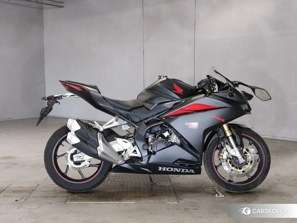 Проданный Honda CBR250RR 2017 из Японии