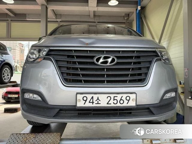 Hyundai The New Grand Starex 2021 Серебряный из Кореи