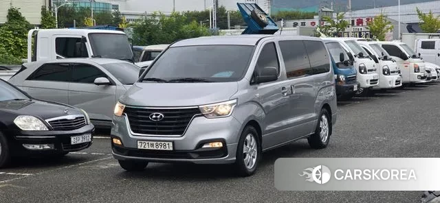 Hyundai The New Grand Starex 2018 Серый из Кореи