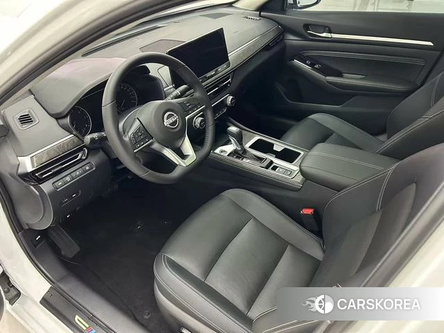 Nissan Teana 2024 Белый из Китая
