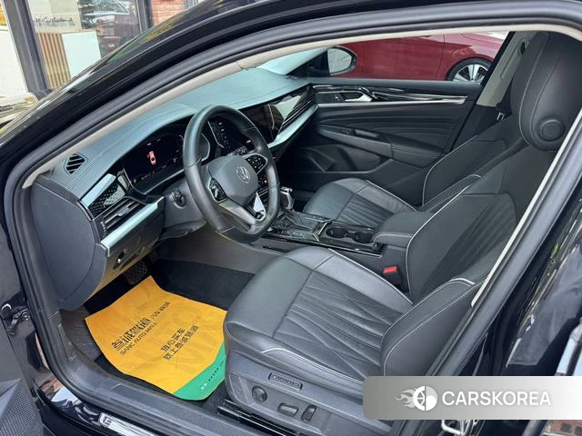 Volkswagen Passat 2022 Черный из Китая