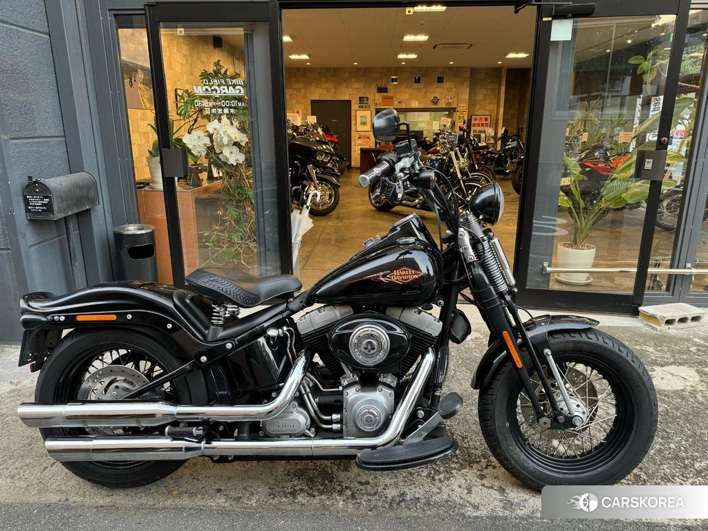 Проданный Harley-Davidson Softail Cross Bones FLSTSB1580 2011 из Японии