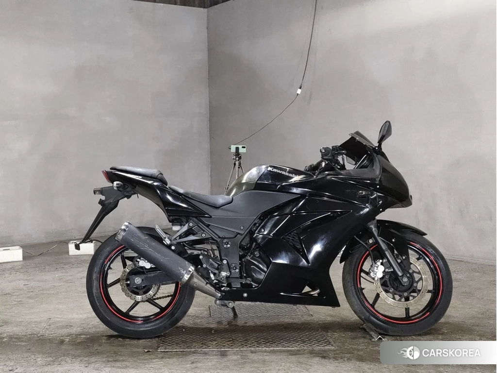 Проданный Kawasaki NINJA 250R id 4161769 из Японии