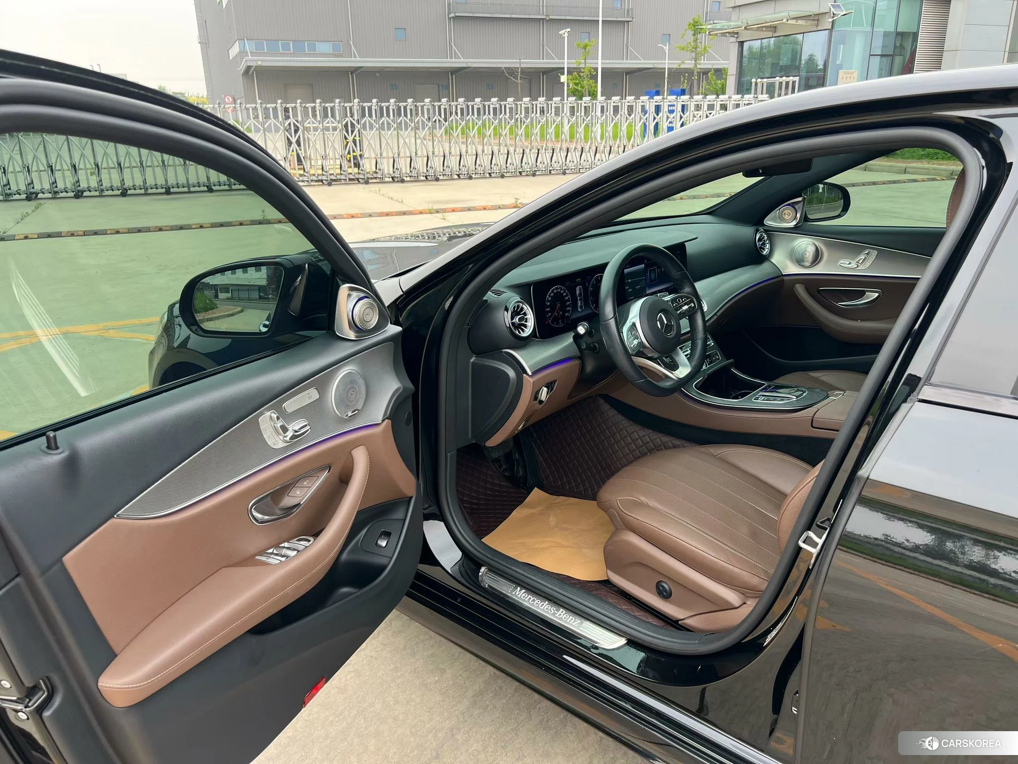 Mercedes-Benz E-Class 2019 Черный из Китая
