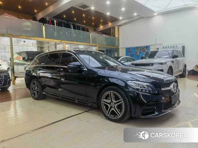 Mercedes-Benz Class C (imported) 2021 Черный из Китая