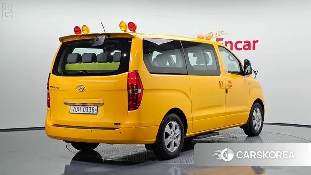 Hyundai The New Grand Starex 2018 Желтый из Кореи