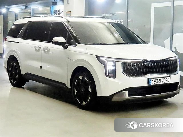 Kia The New Carnival 4th Generation 2025 Белый из Кореи