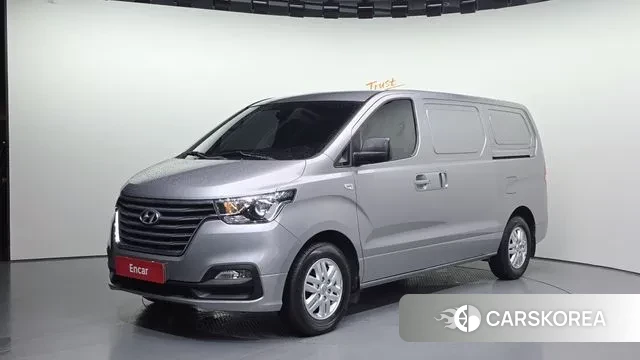 Hyundai The New Grand Starex 2020 Серебристо-серый из Кореи