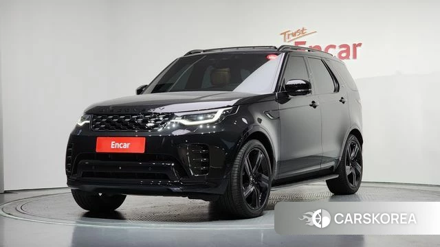 Land Rover Discovery 5 2025 Черный из Кореи