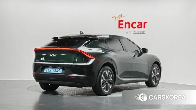 Kia EV6 2023 Темно-зеленый из Кореи