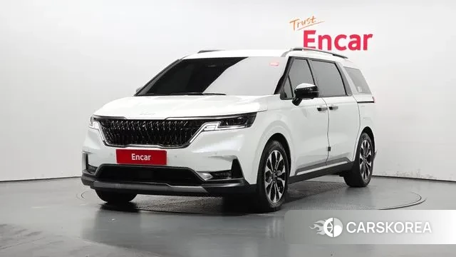 Kia Carnival 4th generation 2023 Белый из Кореи