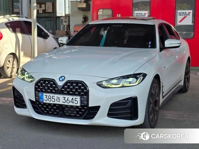 BMW 4 Series (G22) 2021 Белый из Кореи