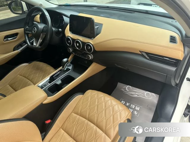 Nissan Xuan Yi 2022 Белый из Китая