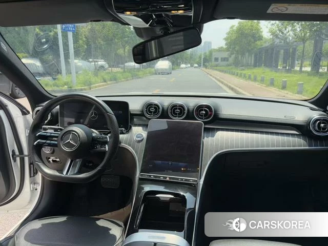 Mercedes-Benz Class C 2022 Белый из Китая