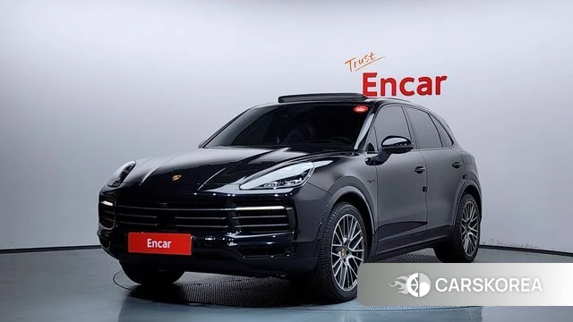 Porsche Cayenne (PO536) 2022 Черный из Кореи