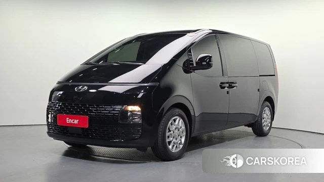 Hyundai Staria 2023 Черный из Кореи