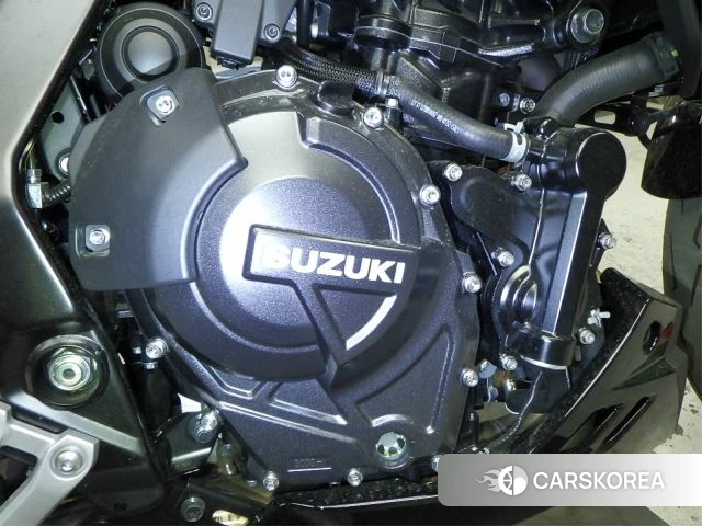 Engine photo