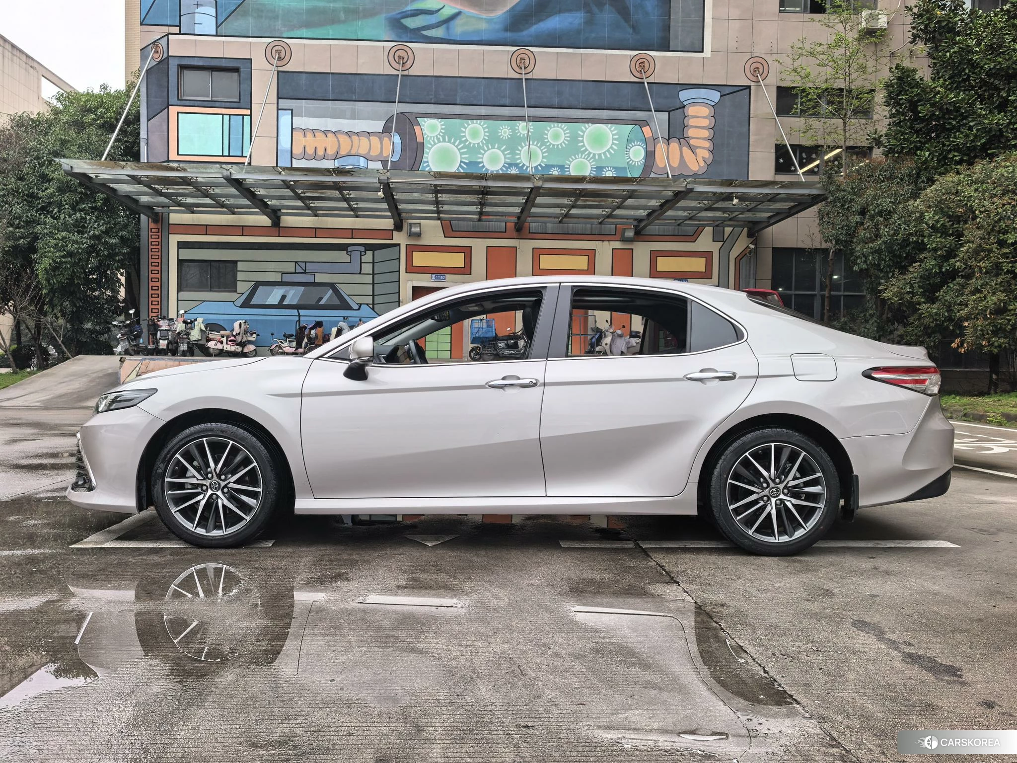 Toyota Camry 2021 Шампань из Китая