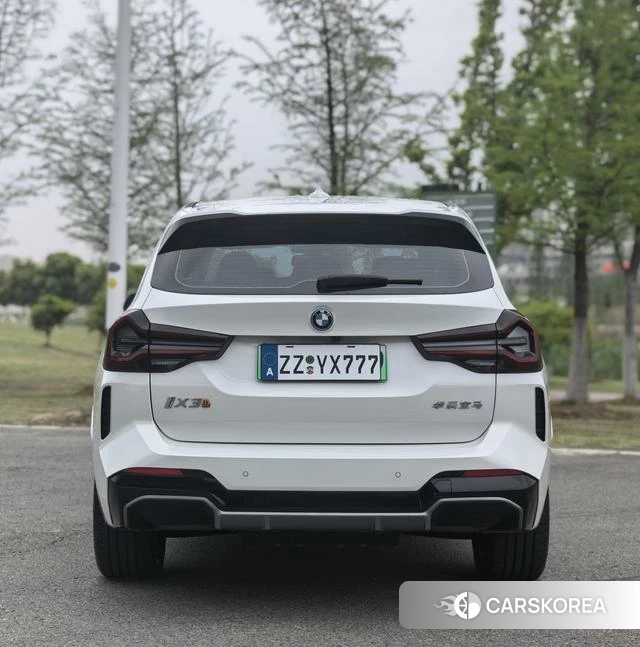 BMW iX3 2024 Белый из Китая