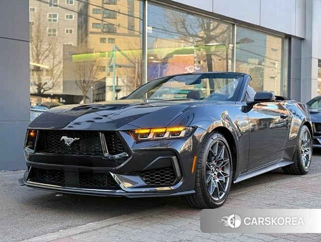 Ford Mustang 7th Generation 2024 Серый из Кореи