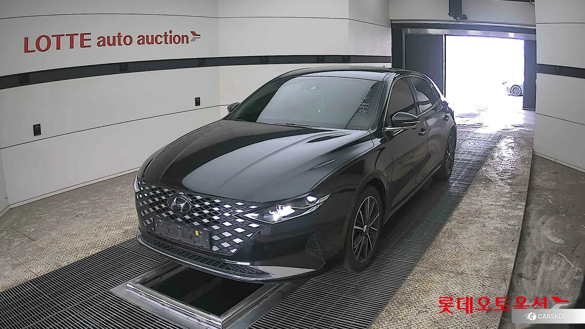 Hyundai Grandeur 2022 Черный из Кореи