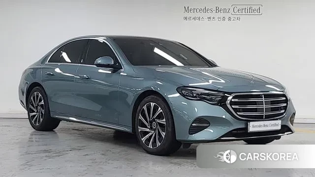 Mercedes-Benz E-Class W214 2024 Серебряный из Кореи