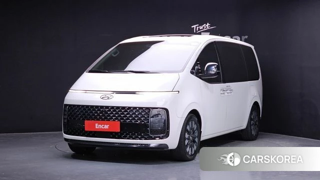 Hyundai Staria 2021 Белый из Кореи