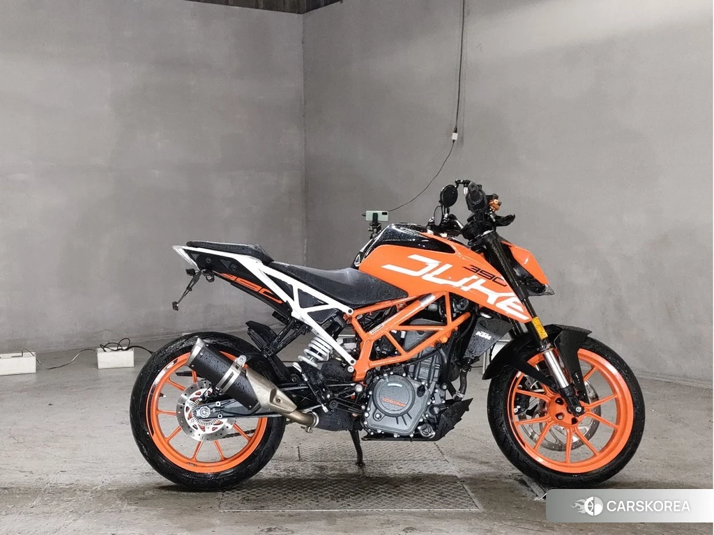 Проданный KTM 390 DUKE 2018 из Японии, фото 2