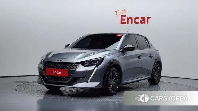 Peugeot e-208 second Generation 2022 Серебристо-серый из Кореи