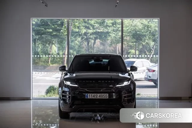Land Rover Range Rover Evoque 2nd Generation 2024 Черный из Кореи