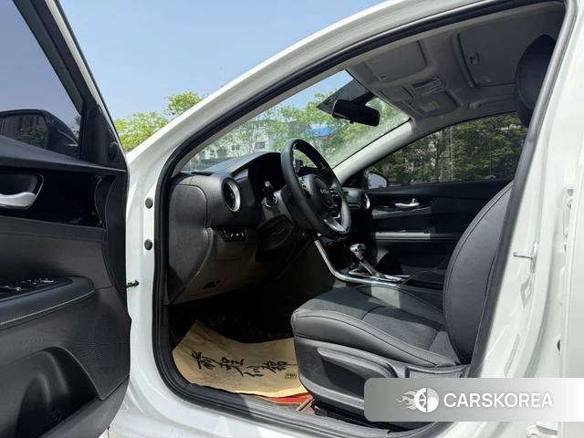 Kia K3 2021 Белый из Китая