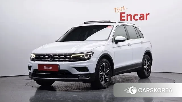 Volkswagen Tiguan second Generation 2020 Белый из Кореи
