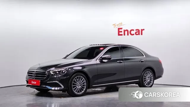 Mercedes-Benz E-Class W213 2021 Серый из Кореи
