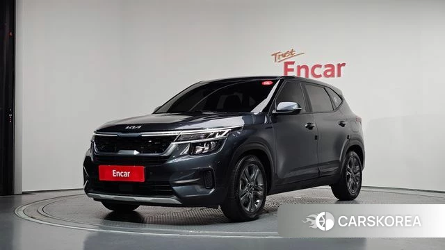 Kia Seltos 2022 Серый из Кореи