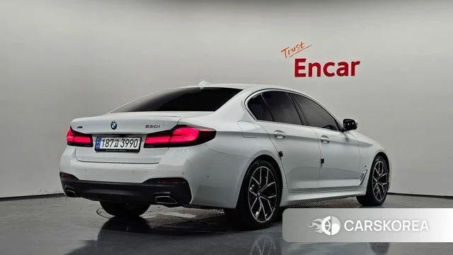 BMW 5 Series (G30) 2023 Белый из Кореи
