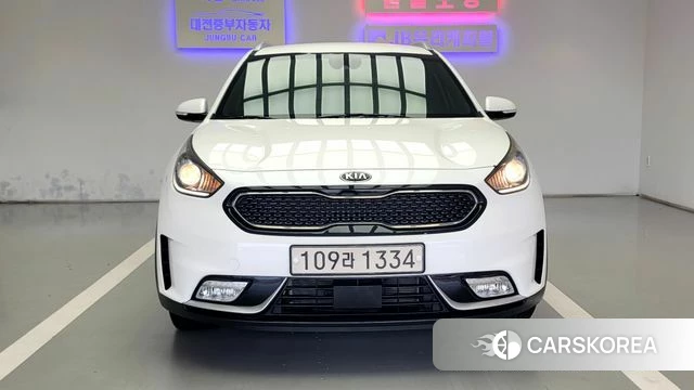 Kia Niro 2018 Белый из Кореи