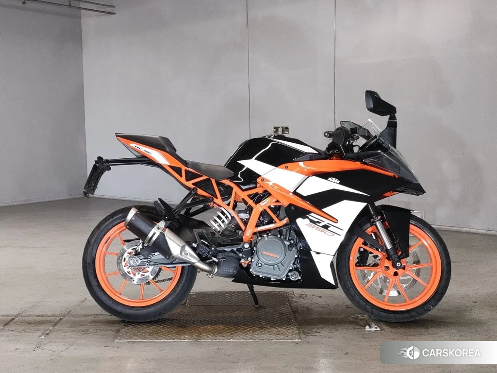 Проданный KTM RC 390 2017 из Японии, фото 2