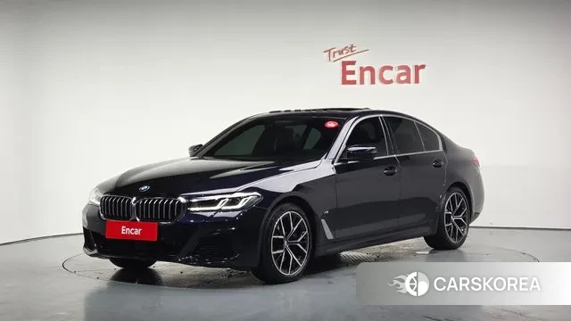 BMW 5 Series (G30) 2022 Черный из Кореи